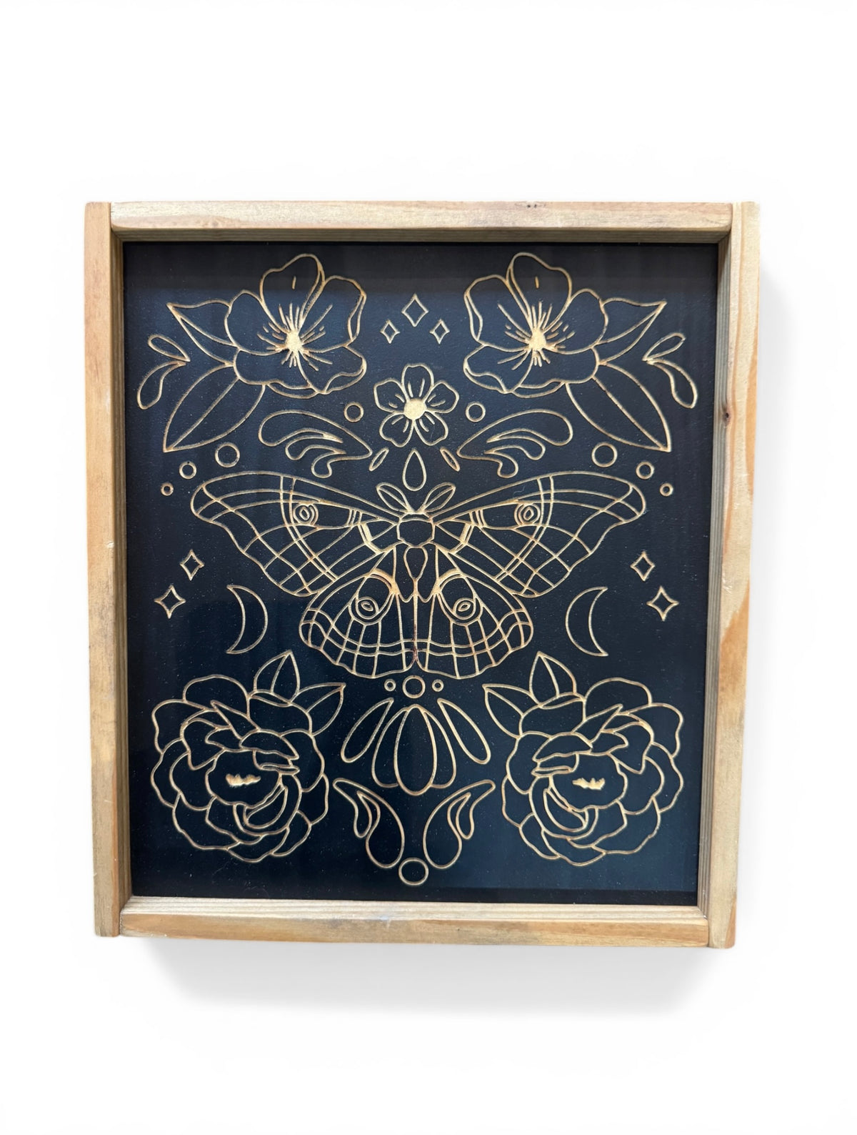 10x12 Moth Outline Carve