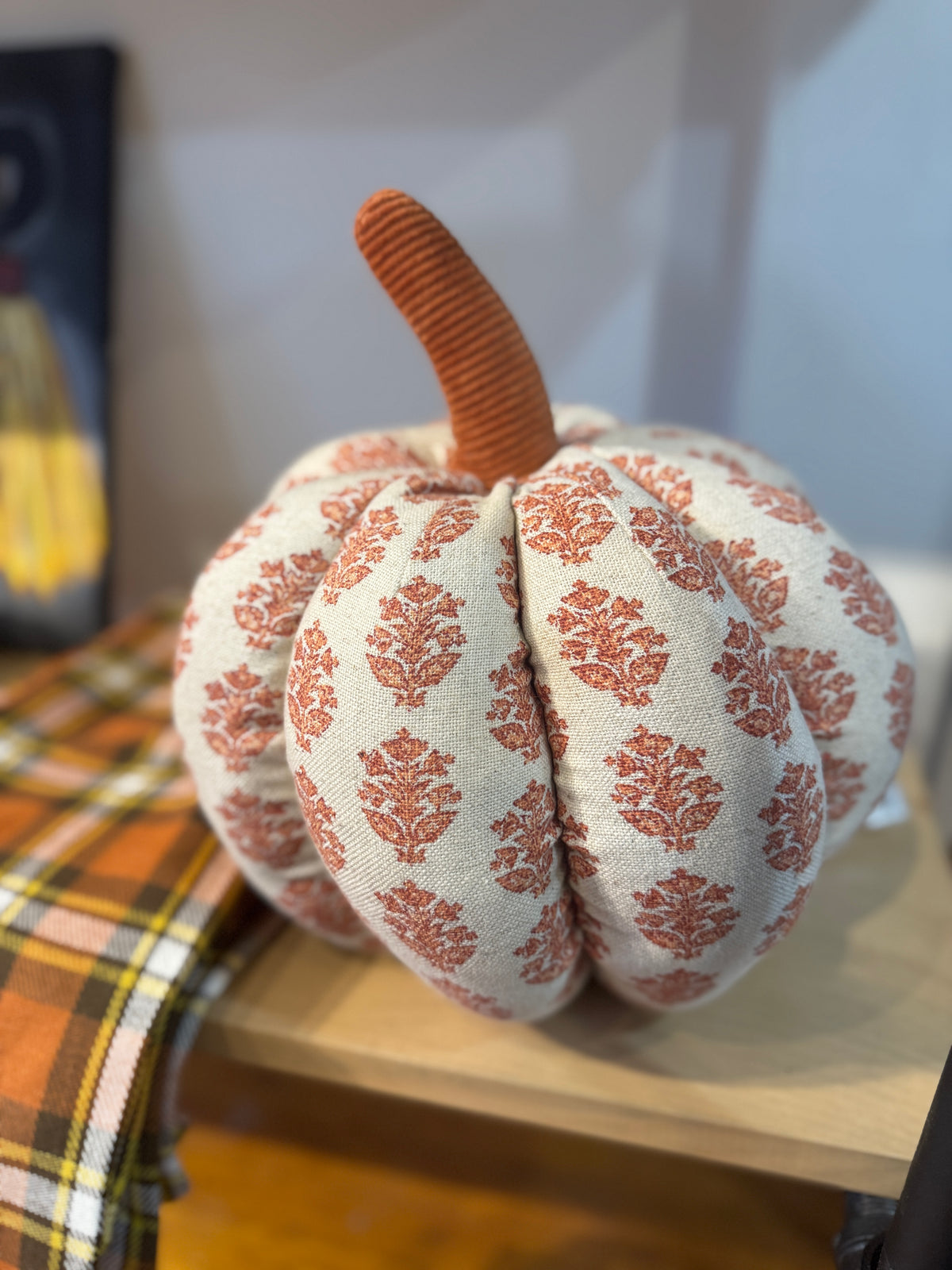 Orange Damask Puffy Pumpkin