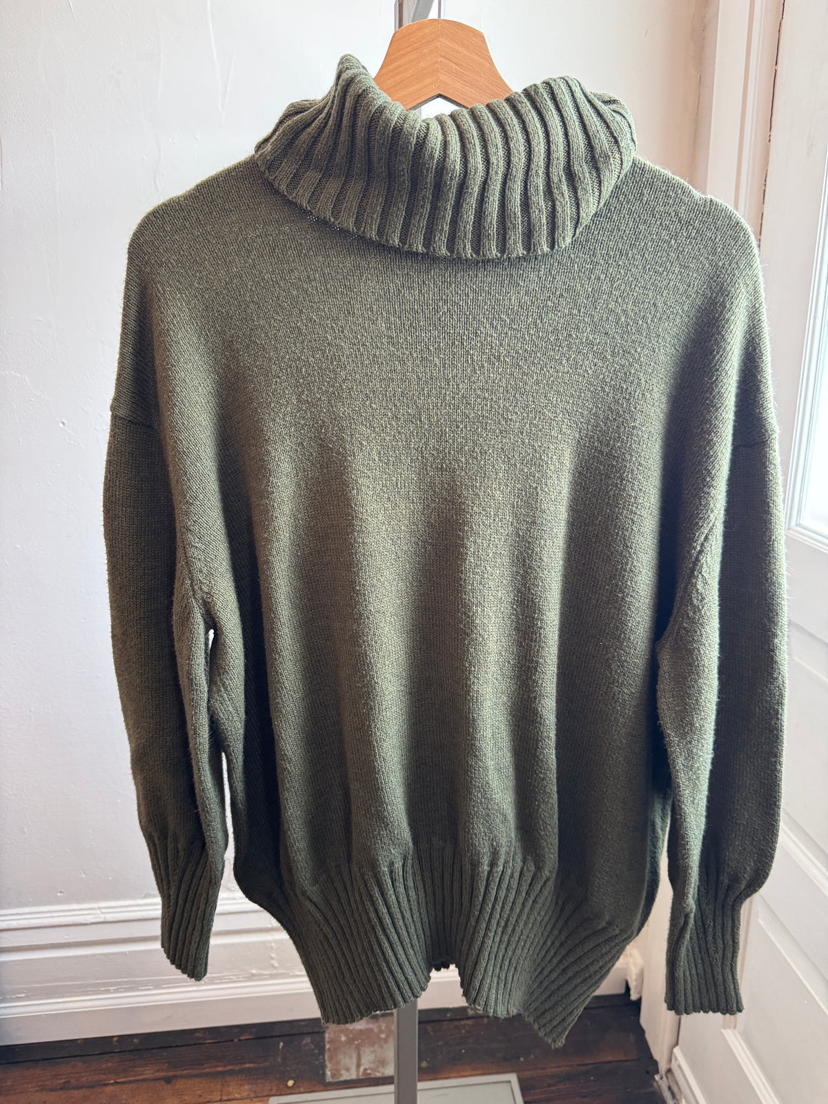 A New Day Olive Turtleneck- XL