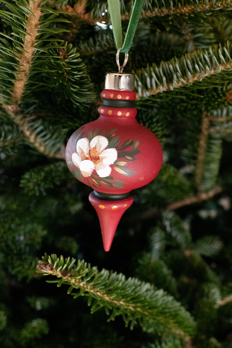 Red Point Floral Ornament