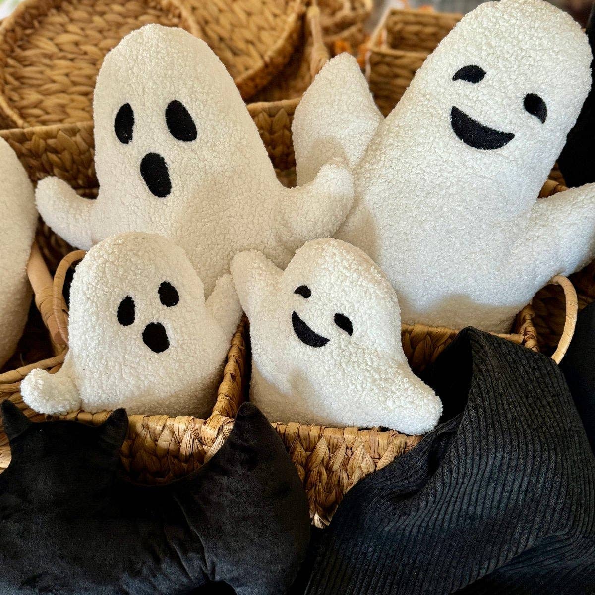 Large Sherpa Halloween Ghost